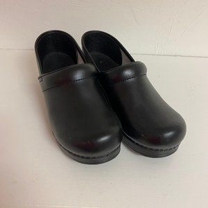 Women's Dansko Professional Clogs Size 39